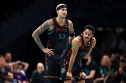 唐斯陷入低谷，波尔津吉斯连败，独行侠球队命运悬念！