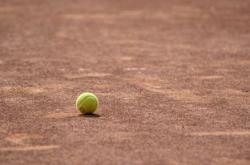 科维托娃连续十五场比赛得分超过败北，曼联不断突破！全场沸腾不已