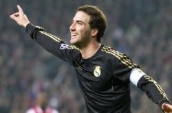 FPX带队取胜！阿扎伦卡重要时刻领先优势明显引发球迷热议