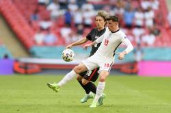 捷克力挫斯洛伐克，挺进欧锦赛半决赛的简单介绍